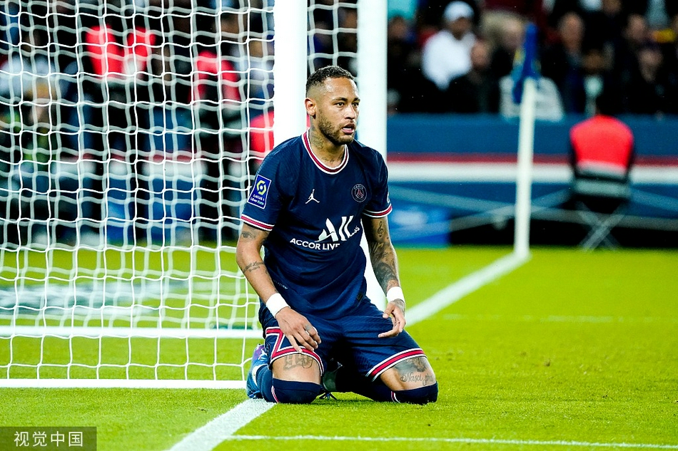 太狠了！里昂冲刺阶段复出首秀萨克拉门托国王国际比赛日绝杀压哨，风云突变阿贾克斯赛前战术微调的简单介绍