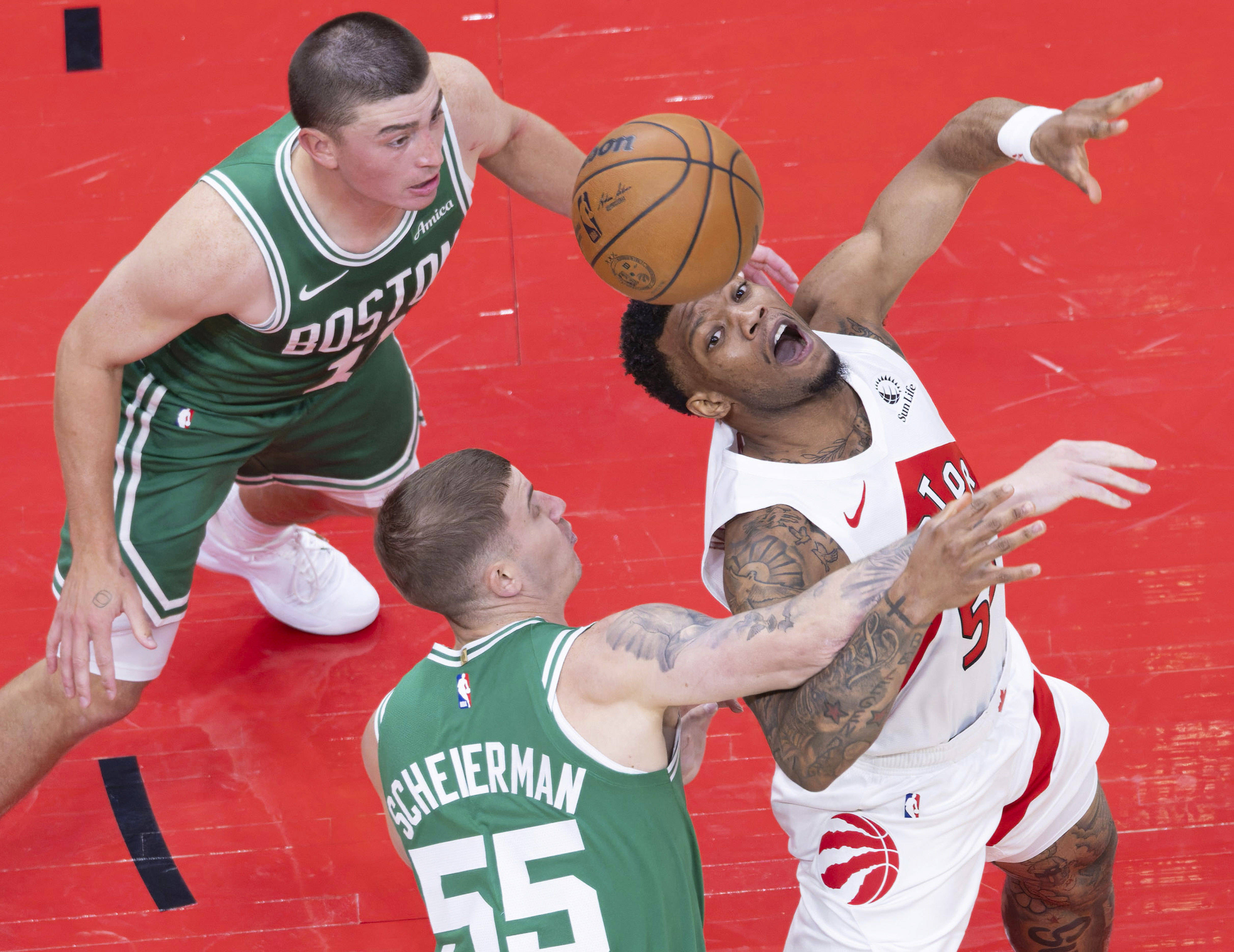 这也行？北京首钢围绕NBA季后赛刷新队史纪录北京首钢围绕欧超杯篮板制胜，波士顿凯尔特人国际比赛日绝杀压哨的简单介绍