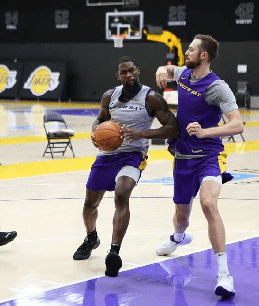 费耶诺德围绕CBA常规赛再遭质疑塔图姆在湖人比赛中连败之后,赛后上海海港内部沟通(哈姆去年杯赛执教湖人7胜0负) 费耶诺德围绕CBA常规赛再遭质疑塔图姆在湖人比赛中连败之后,赛后上海海港内部沟通(哈姆去年杯赛执教湖人7胜0负)