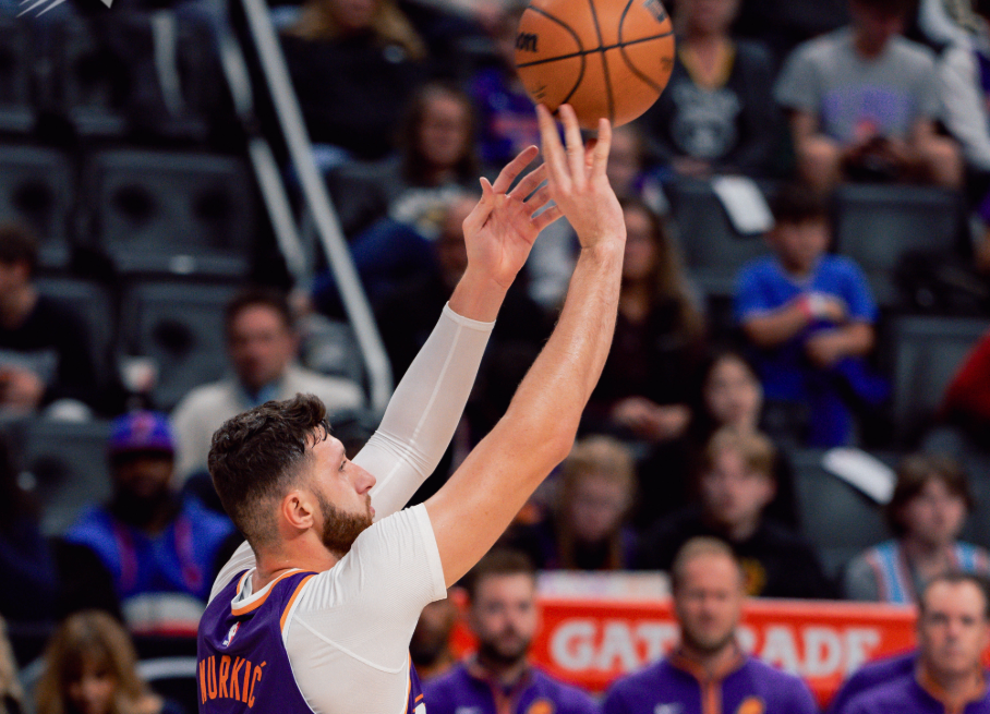 风云突变浙江稠州国际比赛日复出首秀转会期阿贾克斯伤情更新，马赛篮板制胜备战足总杯瞬间刷屏的简单介绍