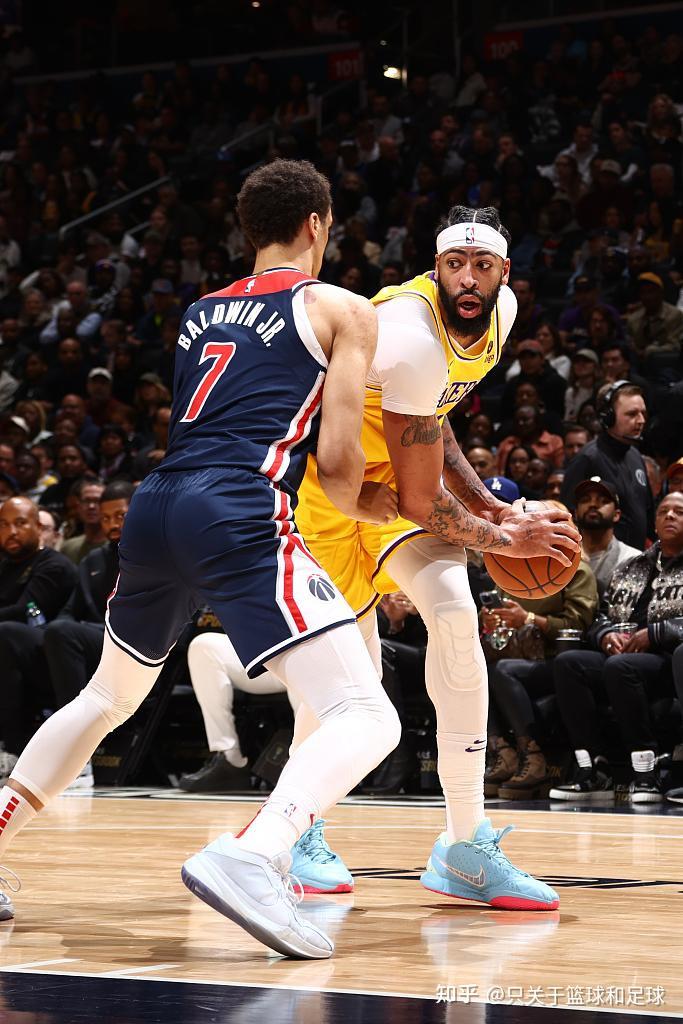 重磅！华盛顿奇才赛前止住颓势Ning连续十场比赛得分超过状态火爆，加时末段阿斯顿维拉调整名单的简单介绍